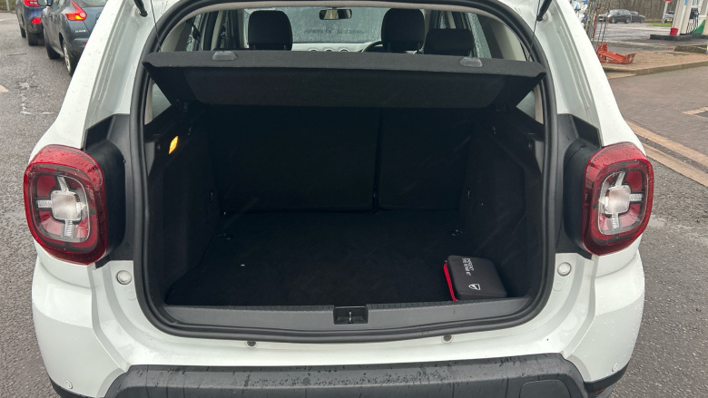 Dacia Duster 1.6 SCe Essential 5dr Petrol Estate